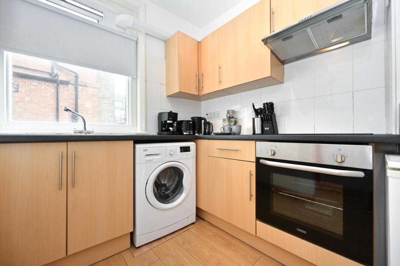 Carnaby & Oxford Street - Central Soho - One Bedroom - Double Bed & Sofabed Лондон Экстерьер фото